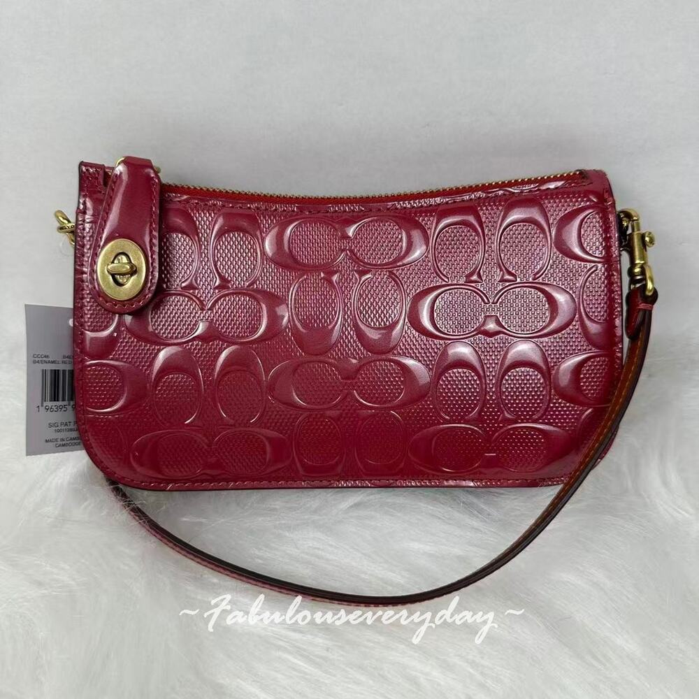 Coach Penn Shoulder Bag In Signature Leather/Gold/Red CCC46 NWT